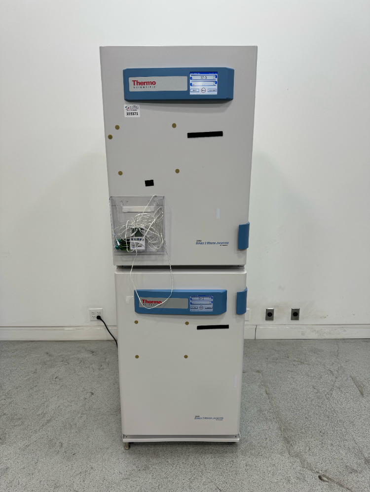 Image of Thermo Forma Series 3 Water Jacketed Double Stack CO2 Incubator